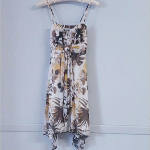 Speechless Dresses & Skirts - Speechless Brown & Gold Floral Dre